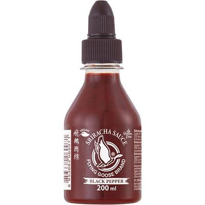 Sriracha z czarnym pieprzem 200ml Flying Goose